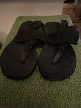 Women’s Black Slide Sandals
